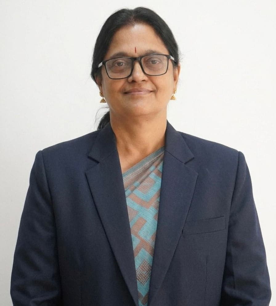 Portrait of Dr. Sindhu R.